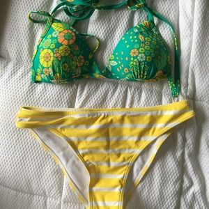 push up ripcurl bikini